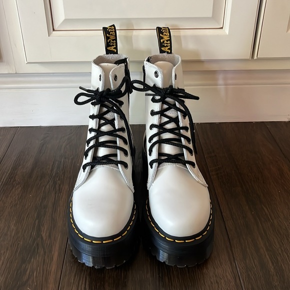NWT DR MARTENS Jadon Boot Smooth Leather Platforms! - Picture 7 of 13